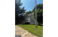 2520 N WEST Boulevard, VINELAND, NJ 08360