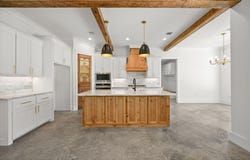 10642 Summerside Dr, Baker, LA 70714