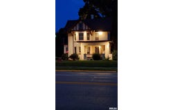 2340 Maine Street, Quincy, IL 62301
