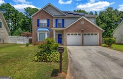 2958 E Hampton Club, Lithonia, GA 30038