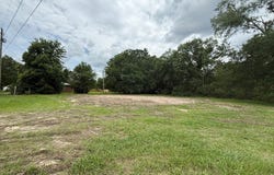 410 E Main Street, Hahira, GA 31632