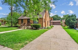 29 S Weston Avenue, Elgin, IL 60123