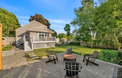 37 Hillcrest Ave, Beverly, MA 01915