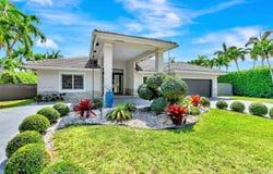 10190 SW 114th Ter, Miami, FL 33176