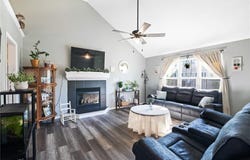 4416 Broadway Terrace, Leavenworth, KS 66048