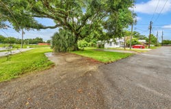 306 Union Street, Bay Saint Louis, MS 39520
