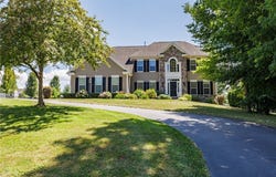5959 Woodside Circle, Farmington, NY 14425