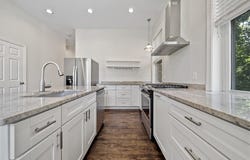 730 Salem St, Groveland, MA 01834
