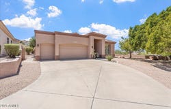 6334 E VIEWMONT Drive, Mesa, AZ 85215