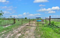 898 County Road 3220, Clifton, TX 76634