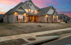 13841 Front Nine Drive, Athens, AL 35611
