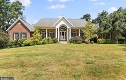 934 SAMERICA DRIVE, CHAMBERSBURG, PA 17202