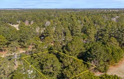 5996 Harbour Way, Oriental, NC 28571