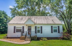 107 Vine Street, Ashley, OH 43003