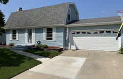 2611 Renfrew Way, Lansing, MI 48911