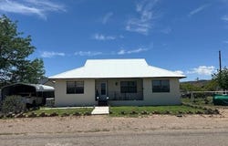 1013 Peachtree Circle, Alpine, TX 79830