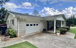 194 Valley View Dr, Russellville, AL 35653