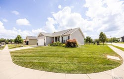 7000 Augusta Drive, Glen Carbon, IL 62034