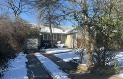 3 N LORING Road, Levittown, NY 11756