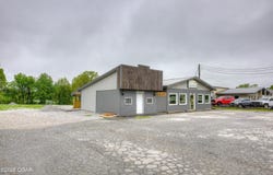514 W Valley Street, Granby, MO 64844