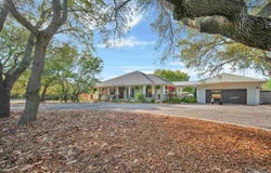3020 Rosa Del Villa Dr, Gulf Breeze, FL 32563