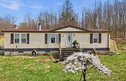 6 Double D Drive, Equinunk, PA 18417