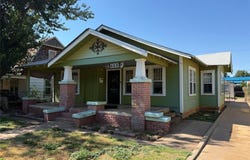711 E Walnut Street, Altus, OK 73521