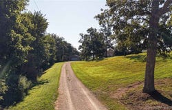 16 Bluff Drive, Eldon, MO 65026