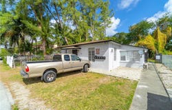 7525 NE Miami Ct, Miami, FL 33138