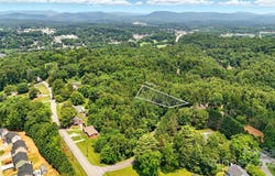 207 Buckingham Court SW unit: 24, Lenoir, NC 28645