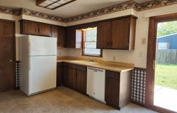 1006 E 31st Terrace, Hutchinson, KS 67502
