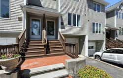 469 North Lane, Bristol, RI 02809