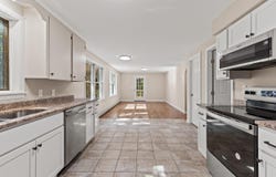 16 Tinker Lane, Cumberland, ME 04021