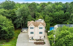307 Cedar Drive, Lanoka Harbor, NJ 08734