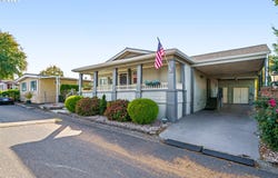 21100 NE SANDY Blvd, Fairview, OR 97024