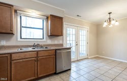 121 Arbuckle Lane, Cary, NC 27511