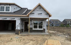 11981 Smithfield Drive, Holland, MI 49424