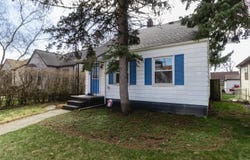 881 Garfield Avenue, Lincoln Park, MI 48146
