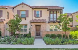 118 Newburry, Irvine, CA 92618