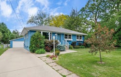 907 W Dean Avenue, Monona, WI 53716