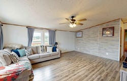 93 E Kapplinger Drive, Farwell, MI 48622
