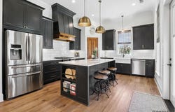 339 Glenthorne Dr, Gonzales, LA 70737