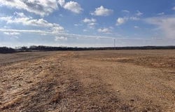 527 Badger Road, Hazel Green, WI 53811