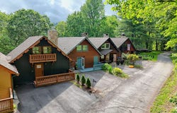 33 Berkshire, Dillard, GA 30537