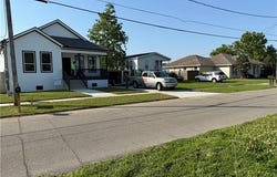 2421 MAUREEN Lane, Meraux, LA 70075