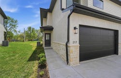218 NW Orchard Court, Lee's Summit, MO 64063