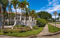 6870 Royal Palm Boulevard, Margate, FL 33063