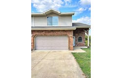 142 Hickory Ridge Drive, St Robert, MO 65584