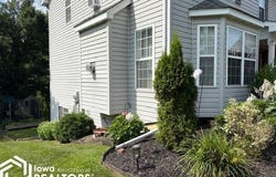 1521 Lone Oak Circle, Fairfield, IA 52556