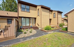 1504 Huntington Court, East Greenbush, NY 12061